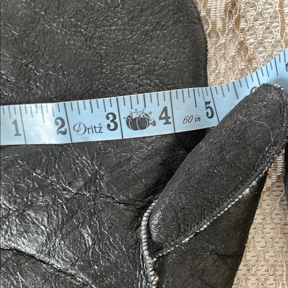 Unisex Black Crackled Leather Soft Sheepskin Winter Mittens - Picture 9 of 14